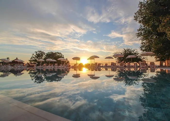 Grifid Vistamar Szálloda 4*