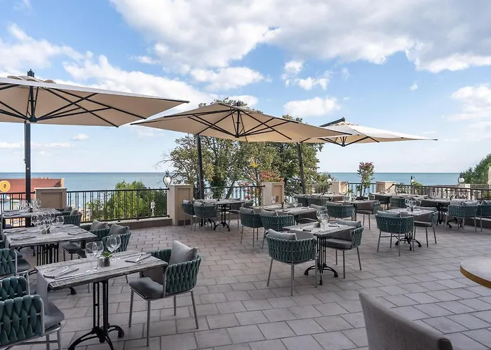 Grifid Vistamar Szálloda 4*