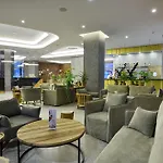 酒店 Grifid Vistamar 4*