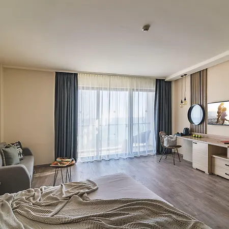 ホテル Grifid Vistamar 4*