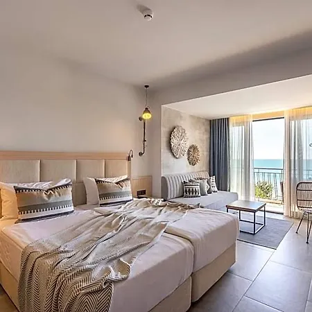 Grifid Vistamar 4*
