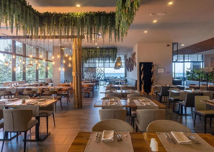 Grifid Vistamar Hotel 4*